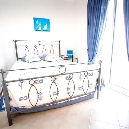 Apartment Apartment With One Bedroom In Porto Santo With Wonderful Sea View And Furnished Terrace